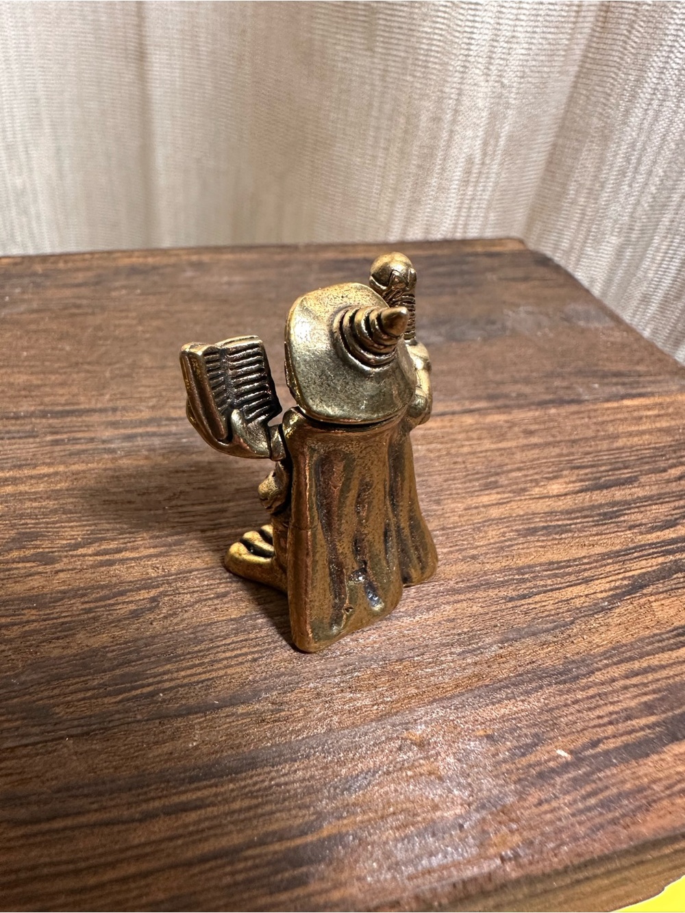 Brass Frog Wizard Figurine - Mini Brass Collectible Figurine - Picture 4 of 11